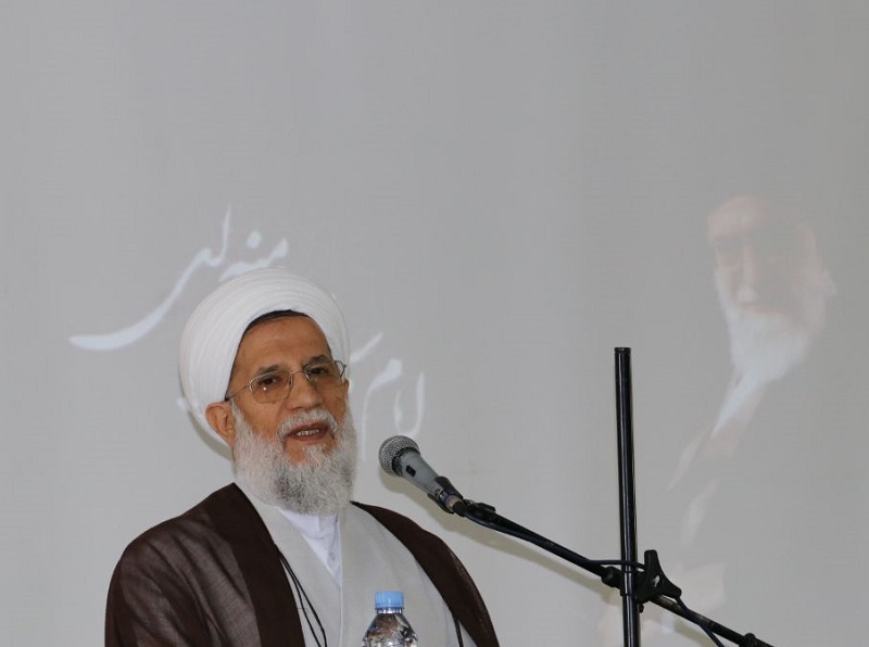  دشمنان با سد محکم ارتش روبرو هستند