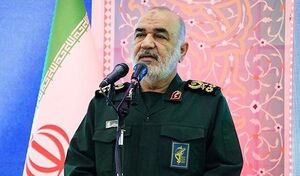 سرلشکر سلامی: انسانهای با اراده سرمایه اصلی سپاه هستند سلامی