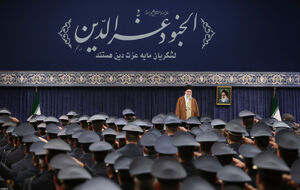 دیدار فرماندهان نیروی هوایی ارتش با رهبر انقلاب