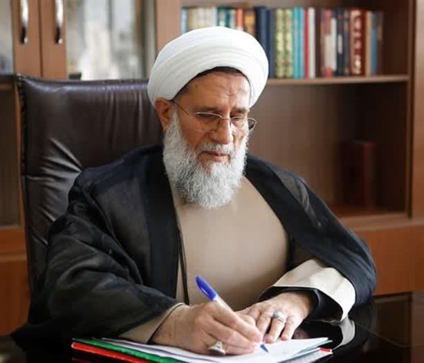 پیام تسلیت رییس سازمان عقیدتی سیاسی ارتش بمناسبت درگذشت پدر امیر دریادار شهرام ایرانی