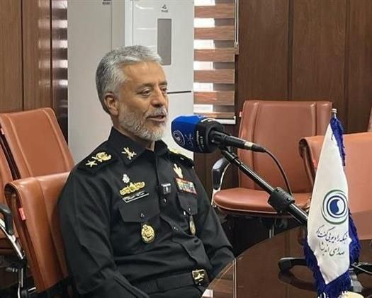امیر دریادار سیاری:ارتش در همه بحران ها و حوادث در کنار مردم بوده است  