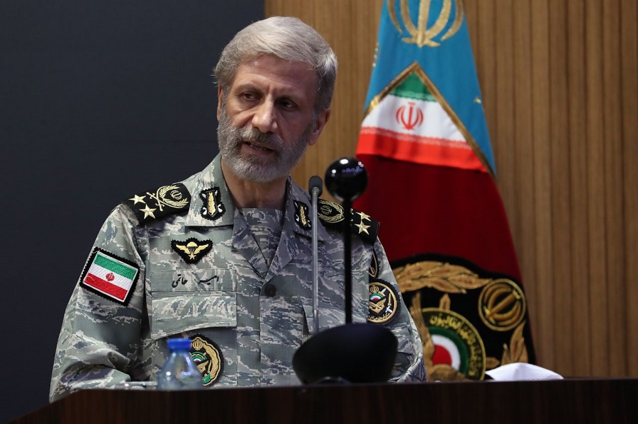 امیر سرلشکر حاتمی مطرح کرد؛ دشمن صهیونیی در جنگ ۱۲ روزه اشتباهات راهبردی مرتکب شد/ تهدید دشمن را تمام شده تلقی نمی‌کنیم