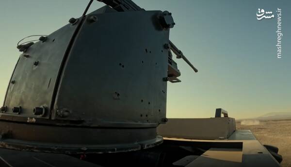 جنگنده‌ای که دور از چشم‌ها با دشمن می‌جنگد+ عکس و فیلم